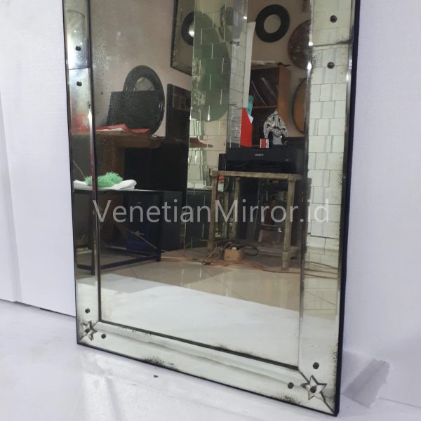 VM 014050 Antique Long Mirror