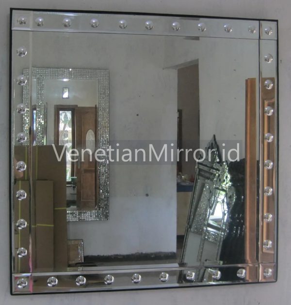 VM 004051 Wall Mirror Recta Bubble Flat