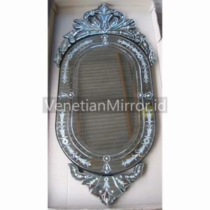 Large Venetian Glass Wall Mirror - Capsule Design VM 001018