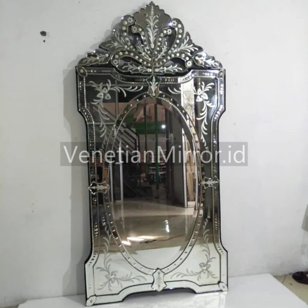 VM 001023 Venetian Mirror Topas