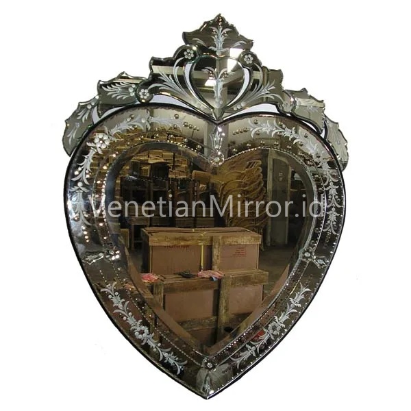 Heart Venetian Glass Wall Mirror - Exporter from Indonesia