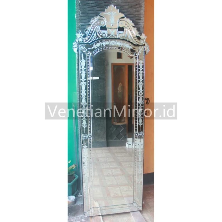 VM 001097 Venetian Mirror Long Petra