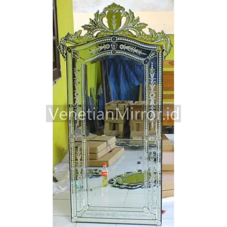 VM 001121 Venetian Mirror Petra