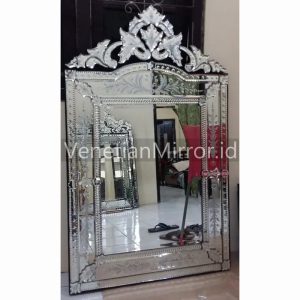 VM 001139 Venetian Mirror Murano