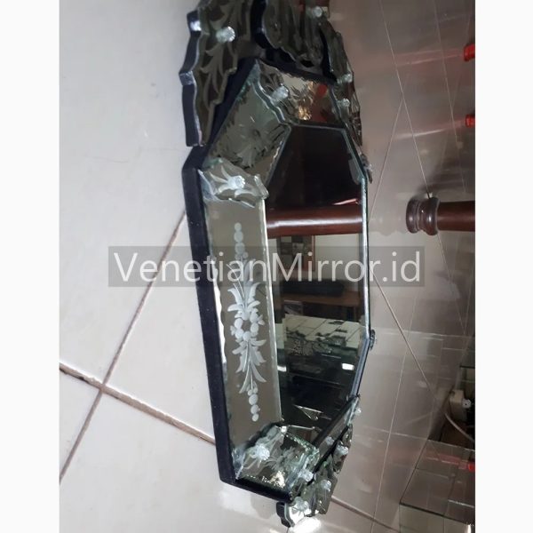 VM 001148 Venetian Mirror Octagonal