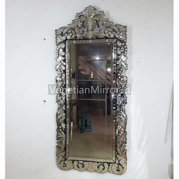 VM 001212 Venetian Standing Floor Mirror Batik