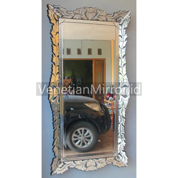 VM 002060 Venetian Mirror Full Crown