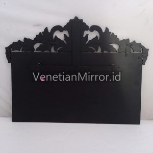 VM 003020 Venetian Mirror Landscape