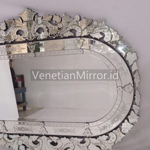 VM 003025 Venetian Mirror Capsule Large