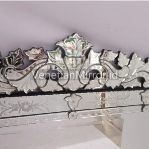 VM 003025 Venetian Mirror Capsule Large