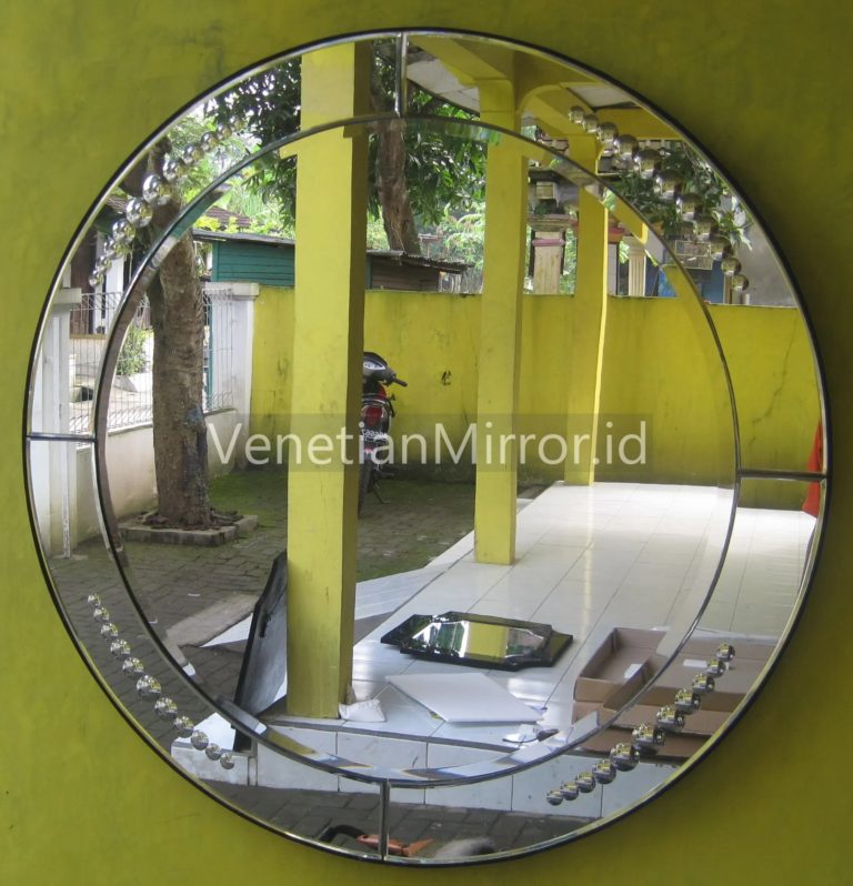 VM 004046 Round Modern Mirror Bubble