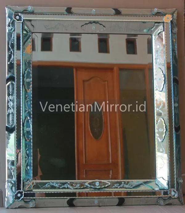 VM 004054 Modern Wall Mirror