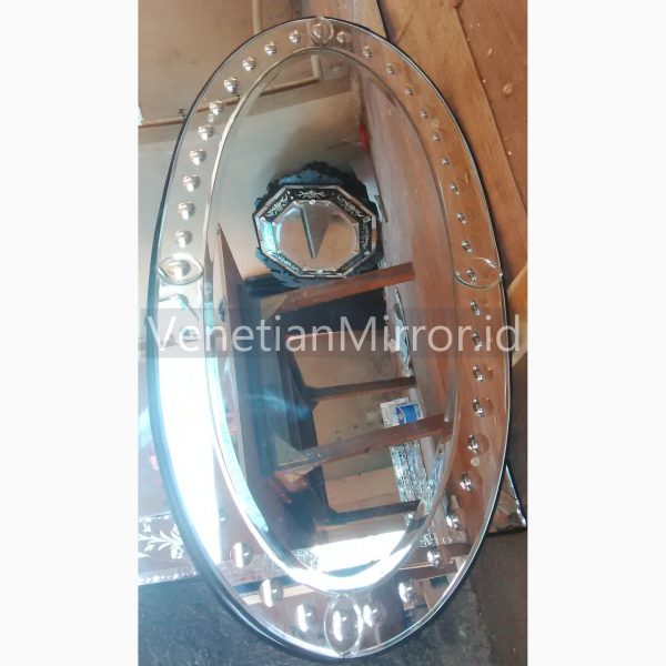 VM 004087 Glass Framed Bubble Edged Mirror Oval