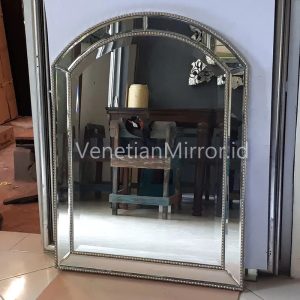 VM 004144 Venetian Beaded Mirror Gold Pines