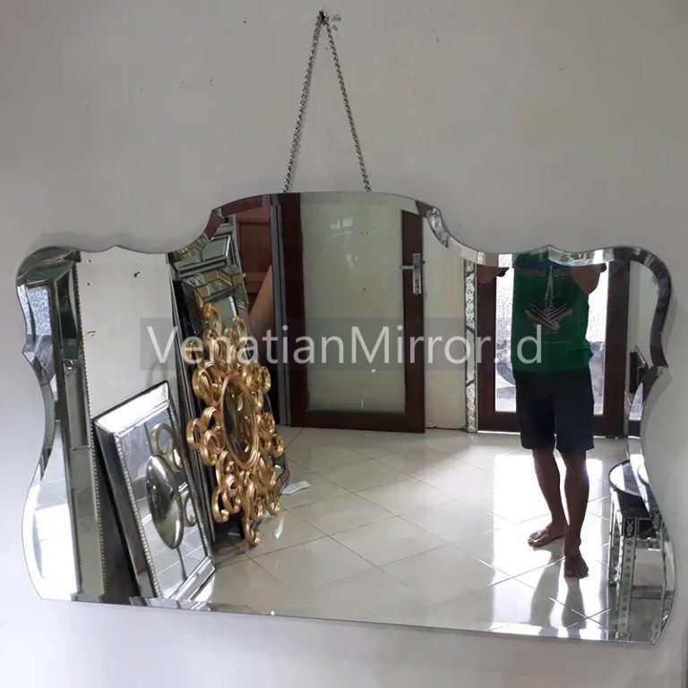 VM 004145 Deco Wall Mirror Beveled Brian Plain