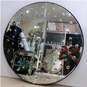 VM 004154 Wall Mirror Round Bubble