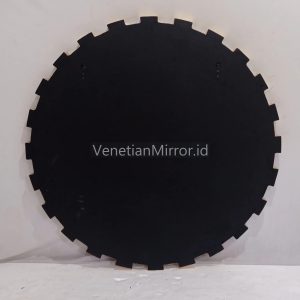 VM 004570 Sunburst Wall Mirror Frame Gold