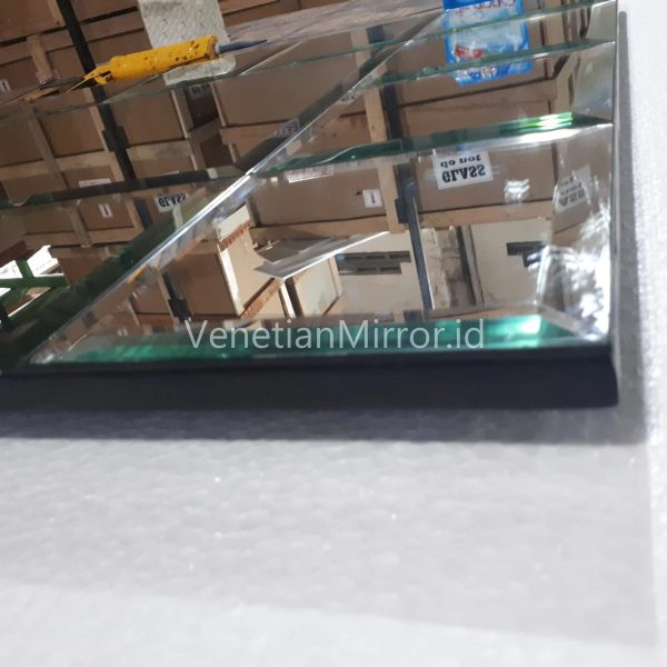 VM 004582 Modern Wall Mirror Rectangle