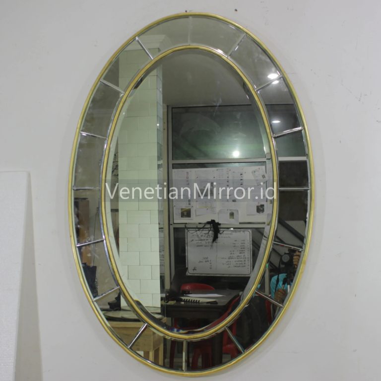 VM 004584 Modern Wall Mirror Oval List Gold