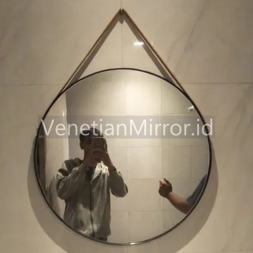 VM 004585 Wall Mirror Round Bathroom