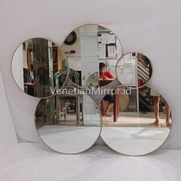 VM 004595 Round Mirror Wall Decor