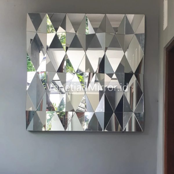 VM 004597 3D Wall Mirror Silver 3D