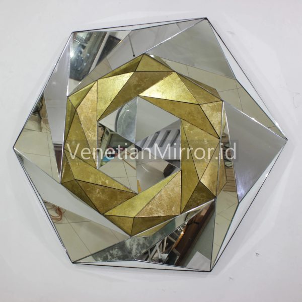 VM 004604 Octagonal Wall Mirror Gold