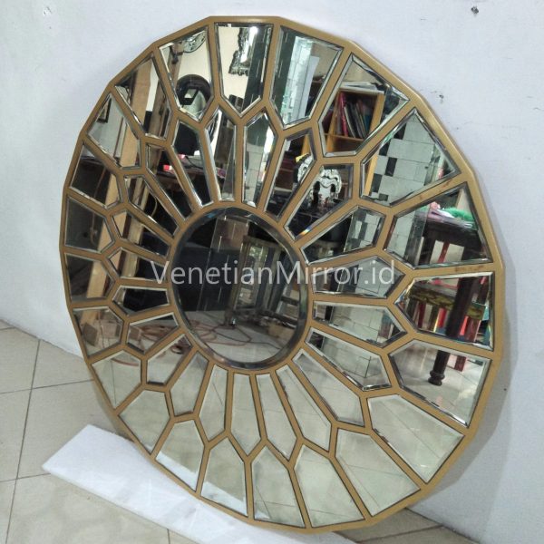VM 004615 Wall Mirror Round Gold