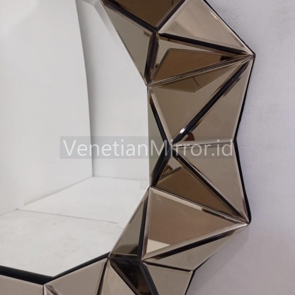 VM 004663 Round Mirror 3D Diamond Brown