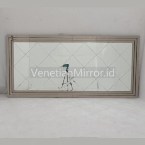 VM 004665 Beveled Wall Mirror Frame Brown