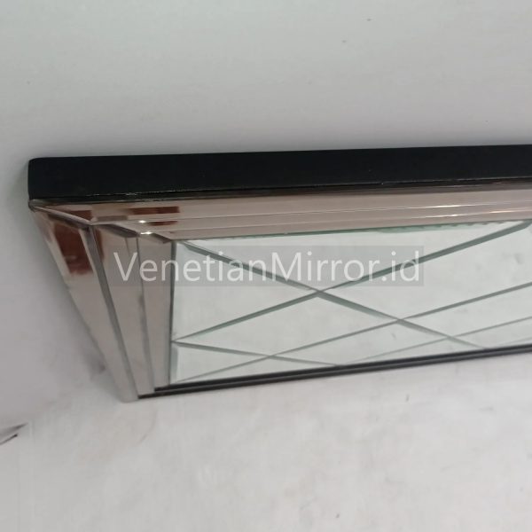 VM 004665 Beveled Wall Mirror Frame Brown