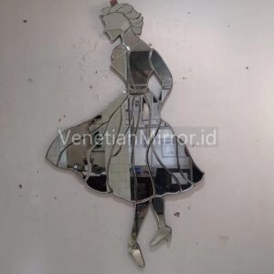 VM 004677 Modern Wall Mirror Style Retro Figural Lady