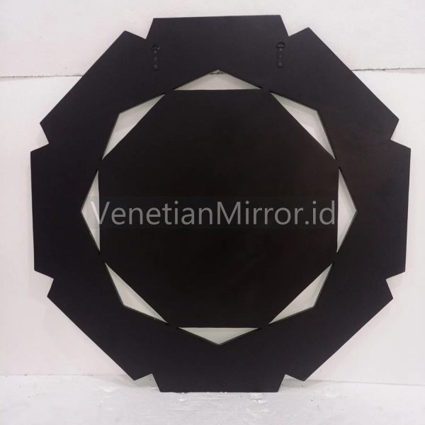 VM 004685 Octagon Wall Mirror Deco