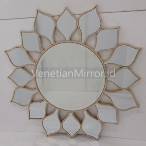VM 004688 Sunburn Wall Mirror Round Beaded