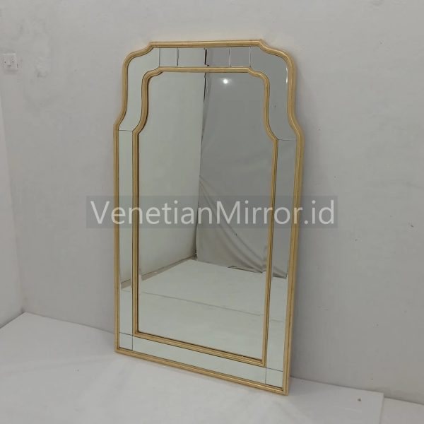 VM 004711 Wooden Wall Mirror List Frame Gold