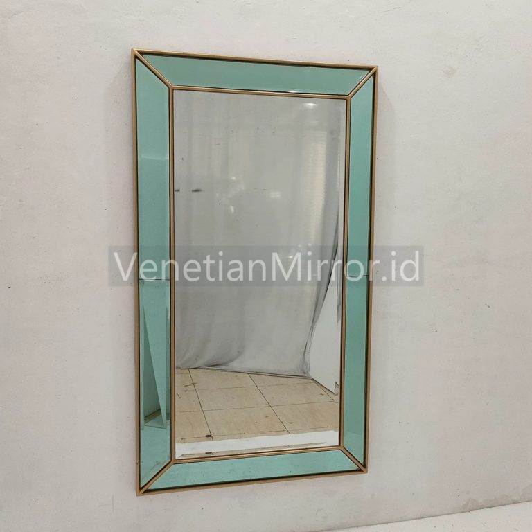 VM 004716 Rectangular Mirror Frame Green