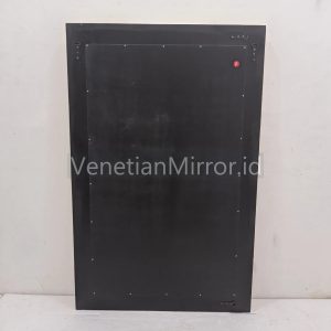 VM 004734 Modern Wall Mirror List Goldleaf