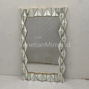 VM 004738 Rectangular Wall Mirror Frame Gold