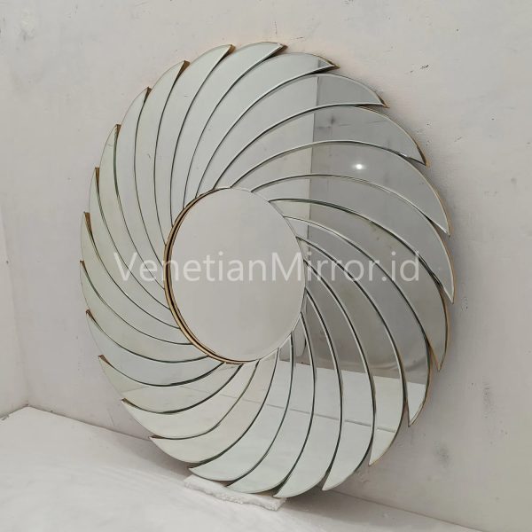 VM 004739 Modern Wall Mirror Spiral
