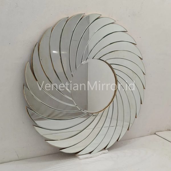 VM 004739 Modern Wall Mirror Spiral