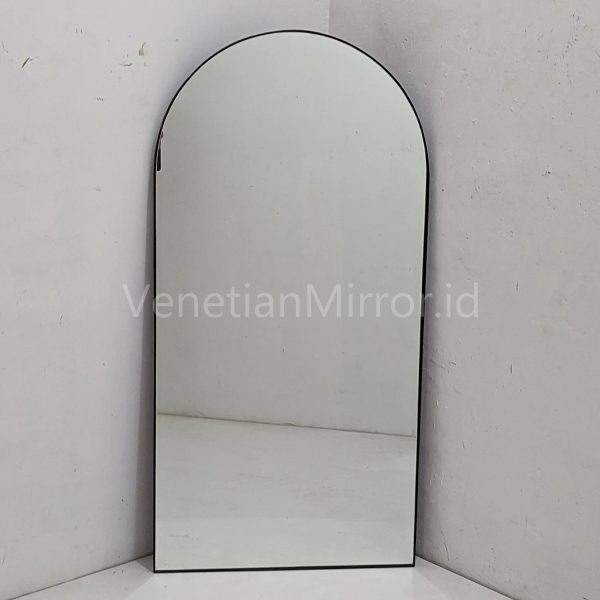 VM 004758 Modern Arched Mirror