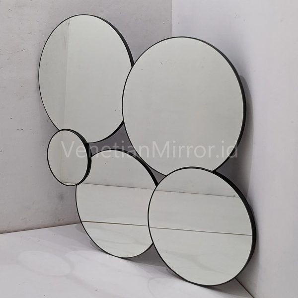 VM 004759 Modern Mirror Frame Black
