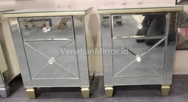 VM 006227 Mirrored Bedside Table With 1 Drawers