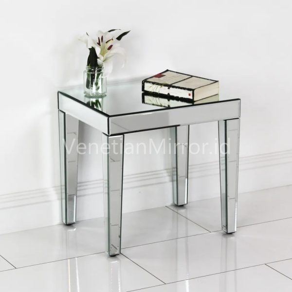 VM 006247 Venetian Mirrored Medium Side Table
