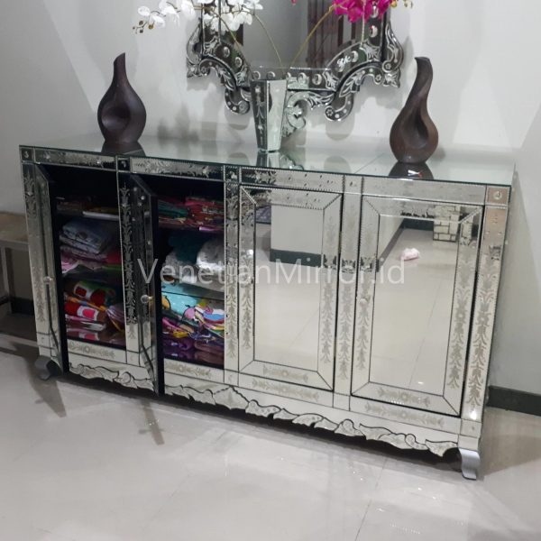 VM 006248 Furniture Mirror Cabinet And Bubble Venetian Mirror