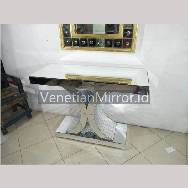 VM 006258 Console Table Mirror