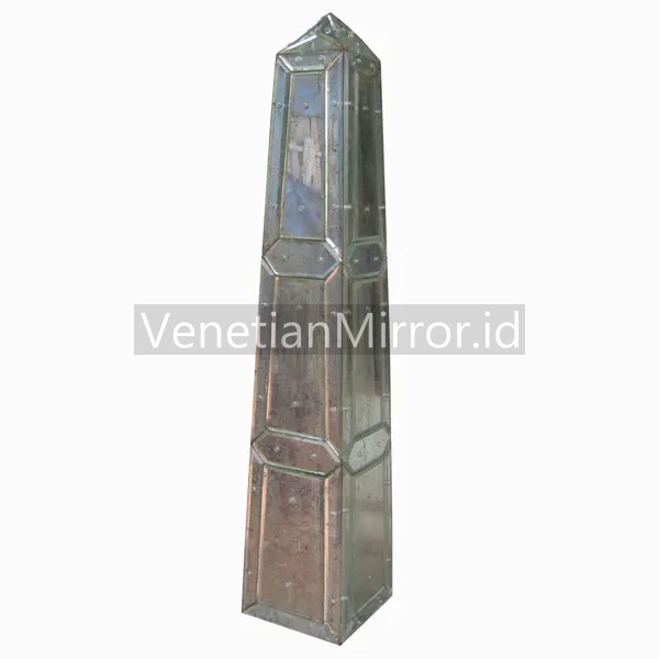 VM 014009 Antique Mirror Obelisk