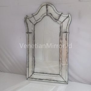 VM 014051 Antique Style Mirror