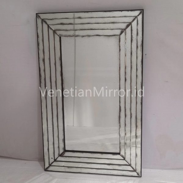 VM 014121 Beveled Rectangular Antique Mirror