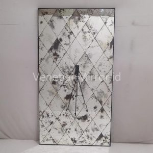 VM 014125 Distressed Wall Mirror